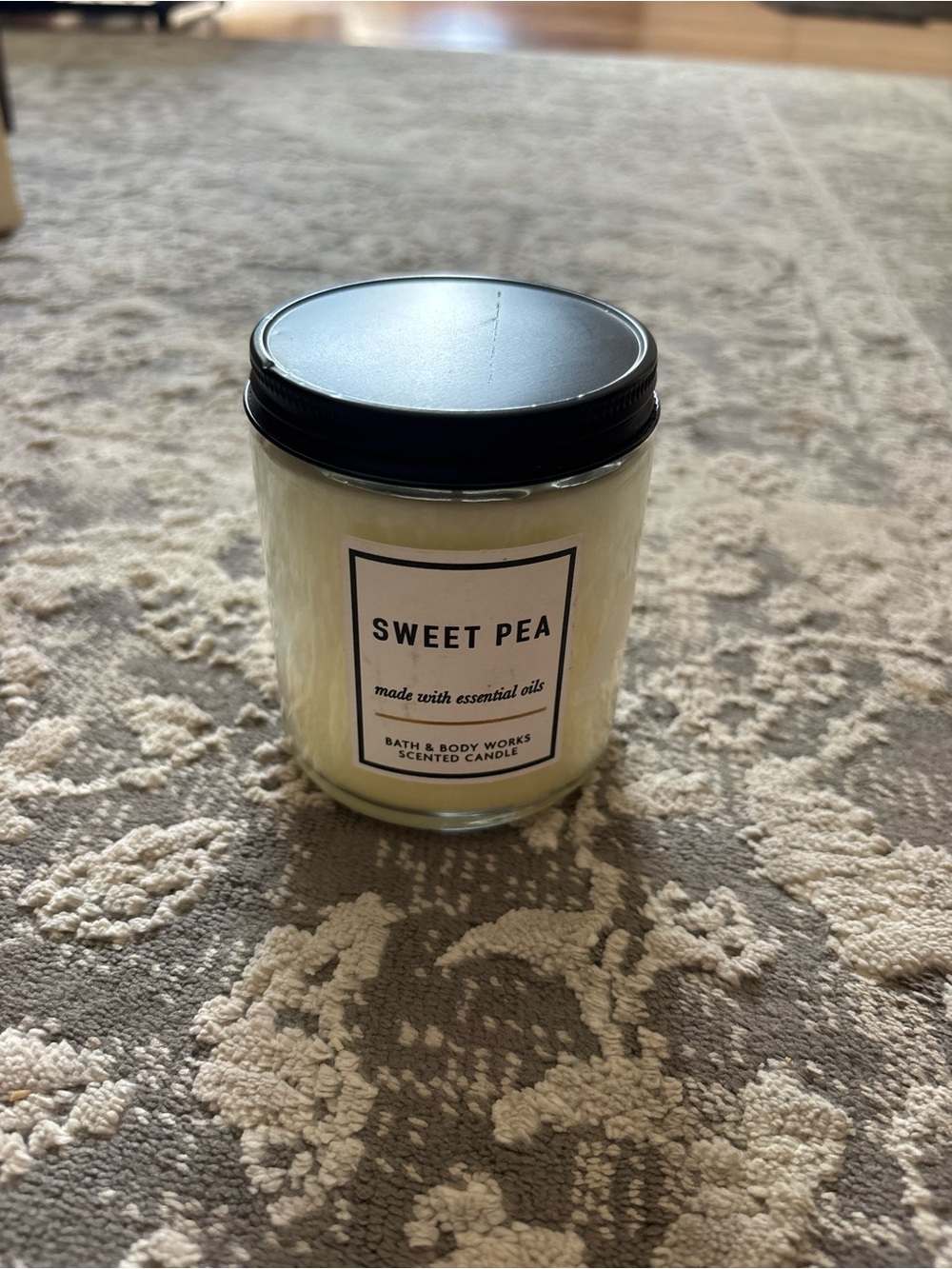 Bath and body works candle